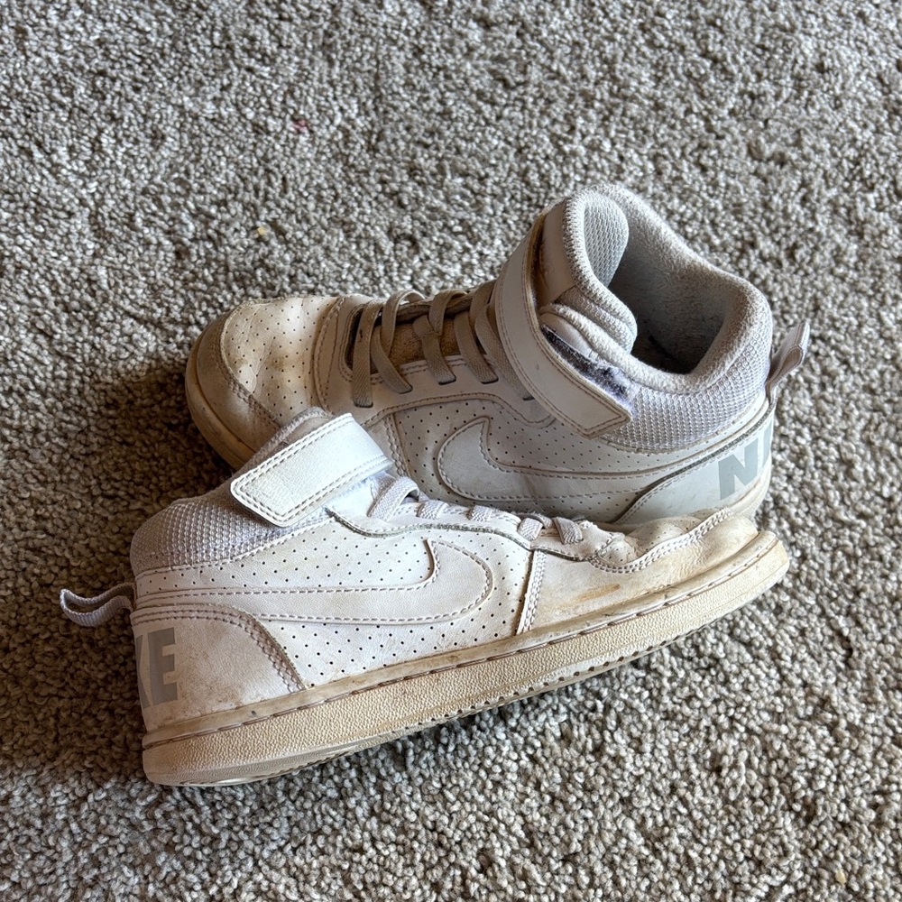 Nike Kids Cream High-Top Sneakers